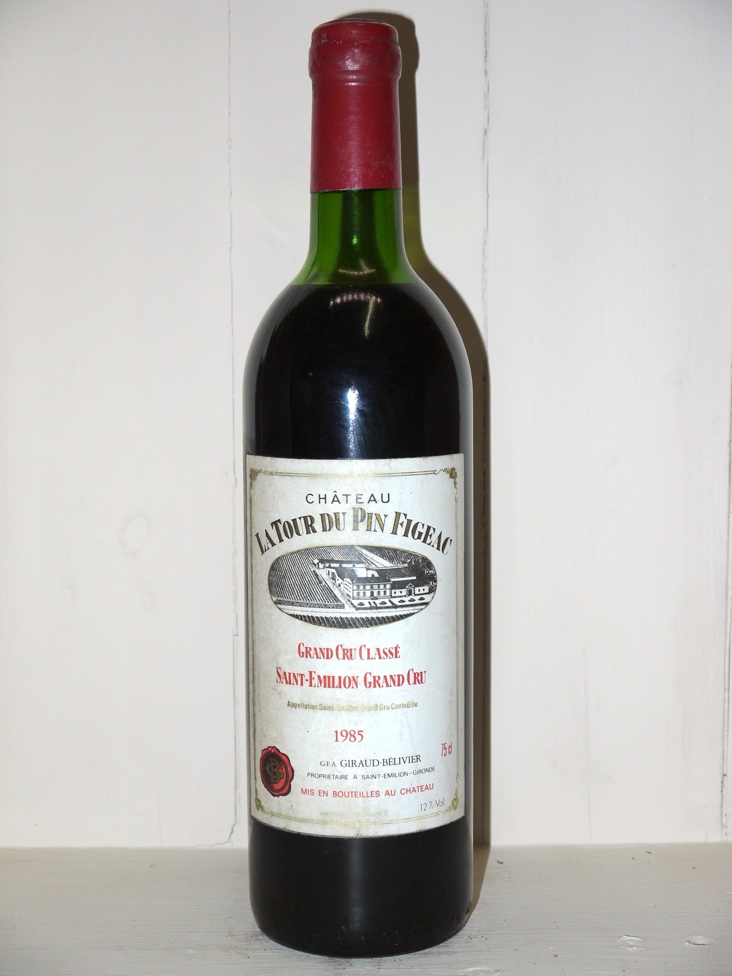 Château La Tour du Pin Figeac 1985 - great wine Bottles in Paradise | Au  Droit de Bouchon